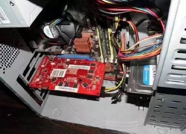 联想电脑c365一体拆开视频,我自己动手拆了一台,结果发现… 联想电脑c365一体拆开视频,我自己动手拆了一台,结果发现…