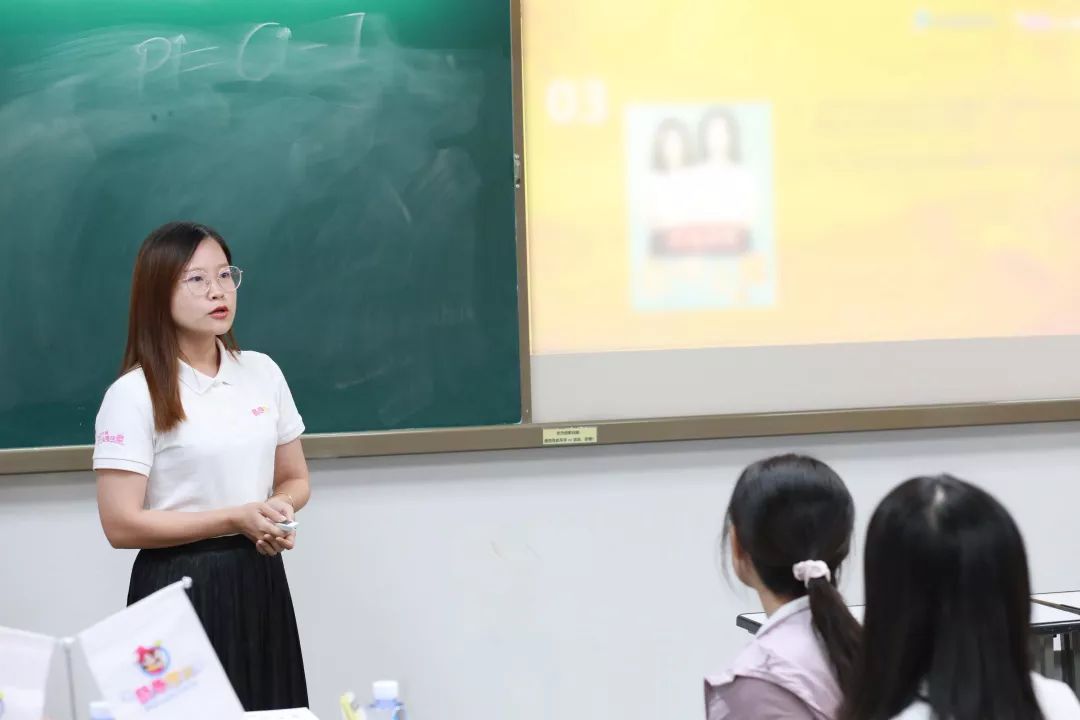 从作文写到视频课,我用Golang扒了365学堂的汤倩在线课,才发现学习还能这样玩 从作文写到视频课,我用Golang扒了365学堂的汤倩在线课,才发现学习还能这样玩